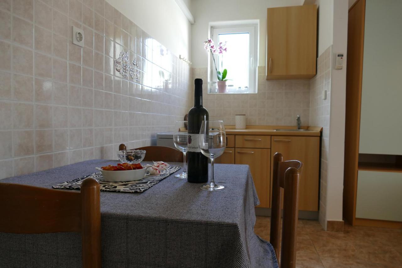 Apartments By The Sea Kampor, Rab - 5037 外观 照片