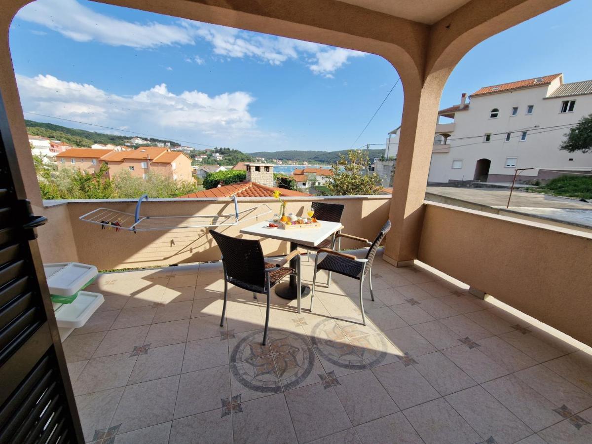Apartments By The Sea Kampor, Rab - 5037 外观 照片