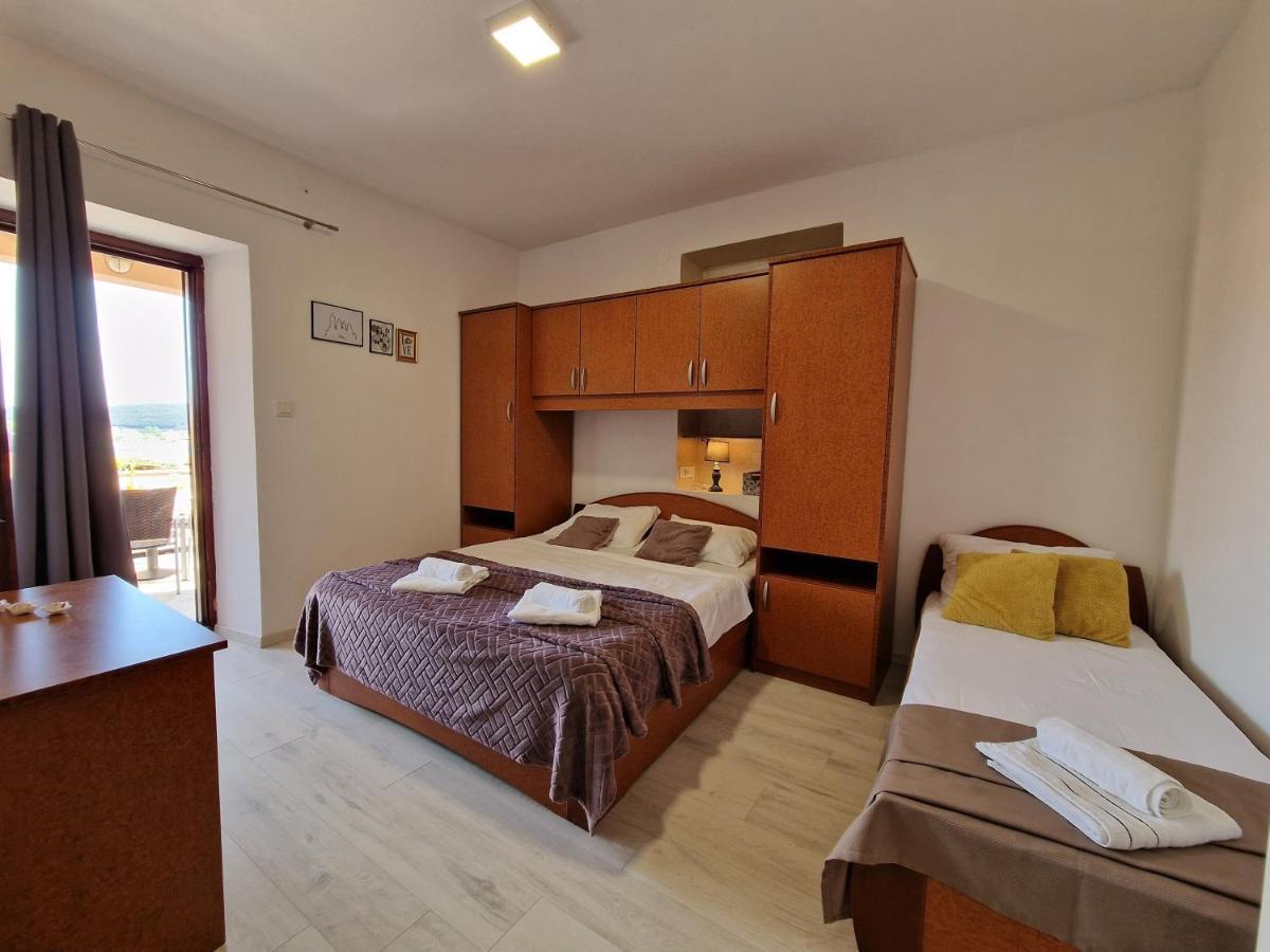Apartments By The Sea Kampor, Rab - 5037 外观 照片